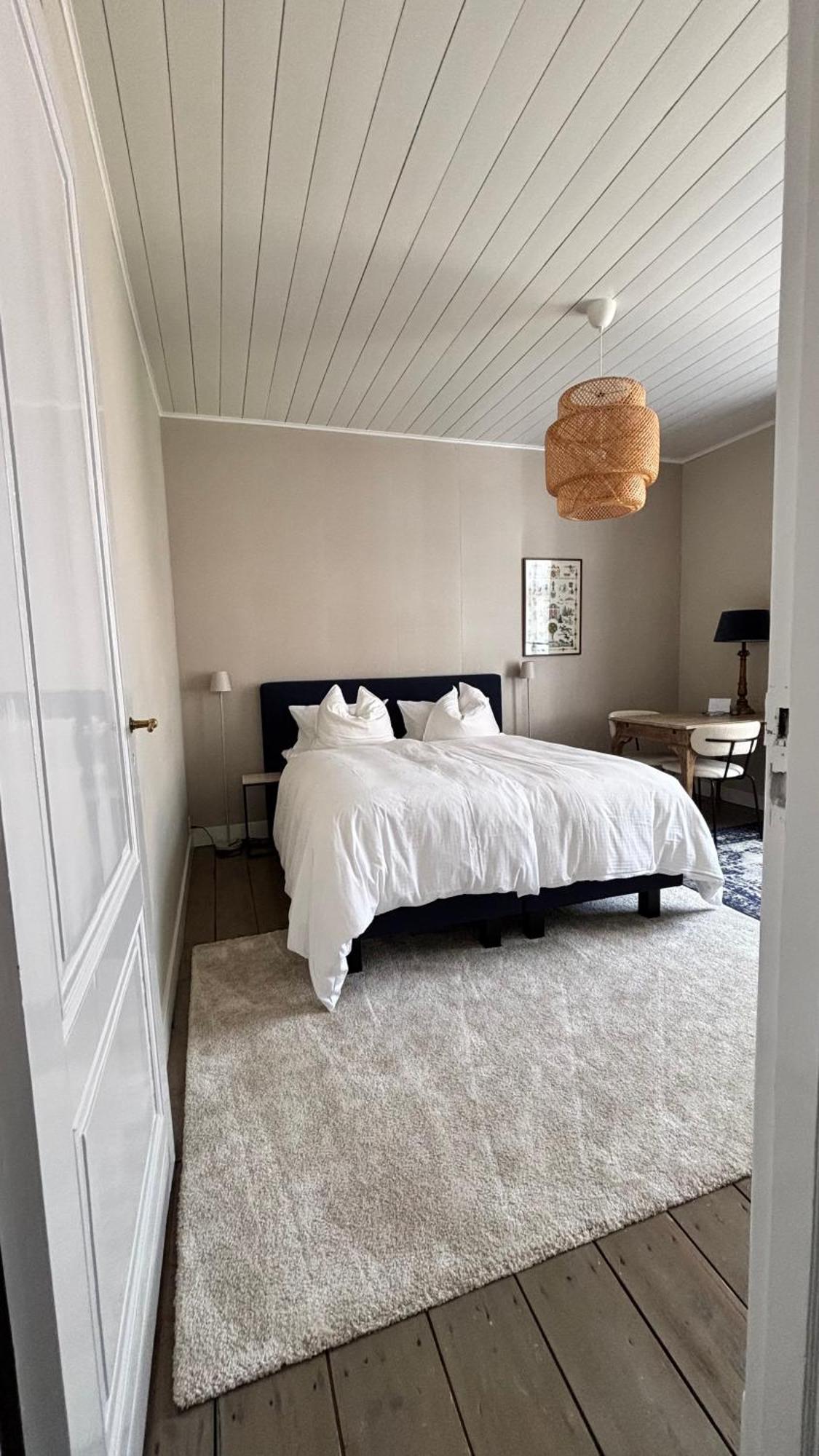 Bed and Breakfast Ninet7 Тилбург Экстерьер фото